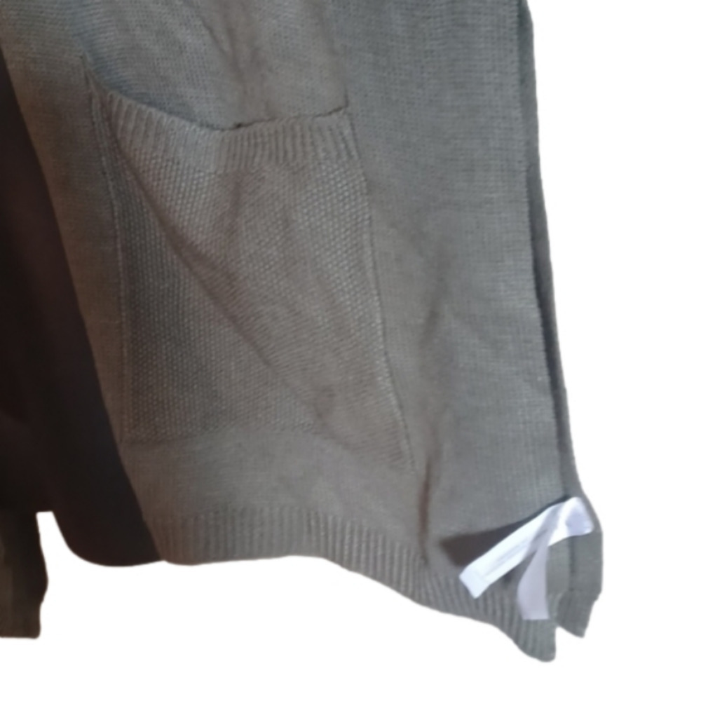 NWT Loft light green oversized poncho/ sweater. Size xs/s.See measurements. - Picture 3 of 10